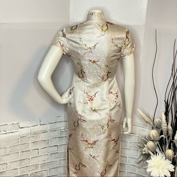 SOLD | 🔥LAST CHANCE🔥 Alice Ko Handmade Chinese Cheongsam Floral Cocktail Dress - Picture 4 of 13